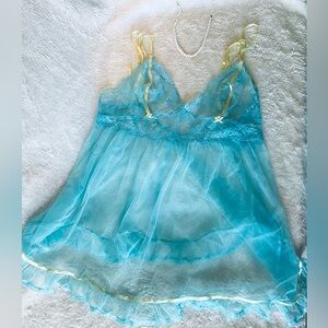 Victoria’s Secret Vintage Baby Doll Nightie Aqua Lace W Yellow Bow Ribbons 🩵